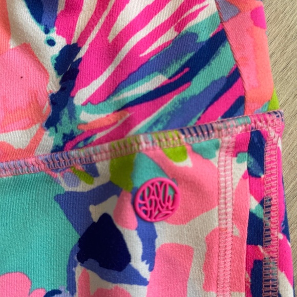 Lilly Pulitzer Gumbo Limbo Leggins. Small. EUC. Holy Grail print. - Picture 2 of 4